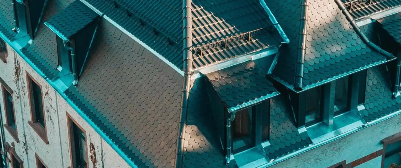 Dachneueindeckung in Oberursel (Taunus), Bad Homburg (H&ouml;he), Steinbach (Taunus), Kronberg (Taunus), Schwalbach (Taunus), Eschborn, Friedrichsdorf und K&ouml;nigstein (Taunus), Sulzbach (Taunus), Bad Soden (Taunus)